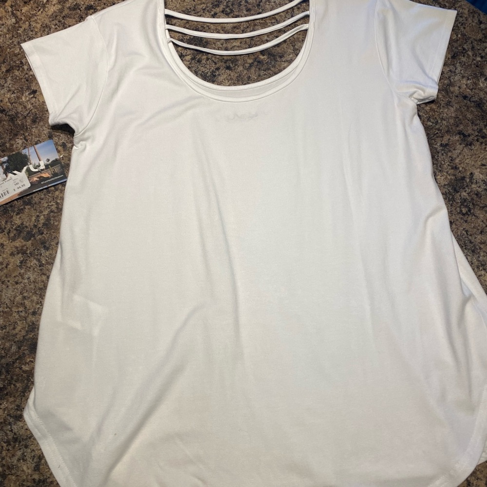 Nice soft white top.  NWT